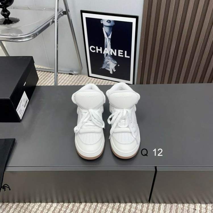 Picture of YSL Shoes _SKUYSLsz35-40J110220506